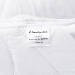 Cinderella Dance - Dekbed 4-seizoenen - 200x200 Cm 8 Cinderella Dance - Dekbed 4-seizoenen - 200x200 Cm -Woninginrichting 1000078559 0102