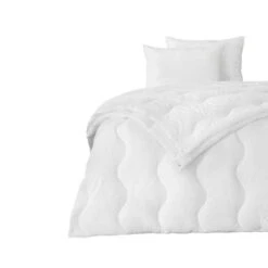 Dekbed Eris Synthetisch - 4-seizoenen - 240x200 Cm -Woninginrichting 30100244 1000