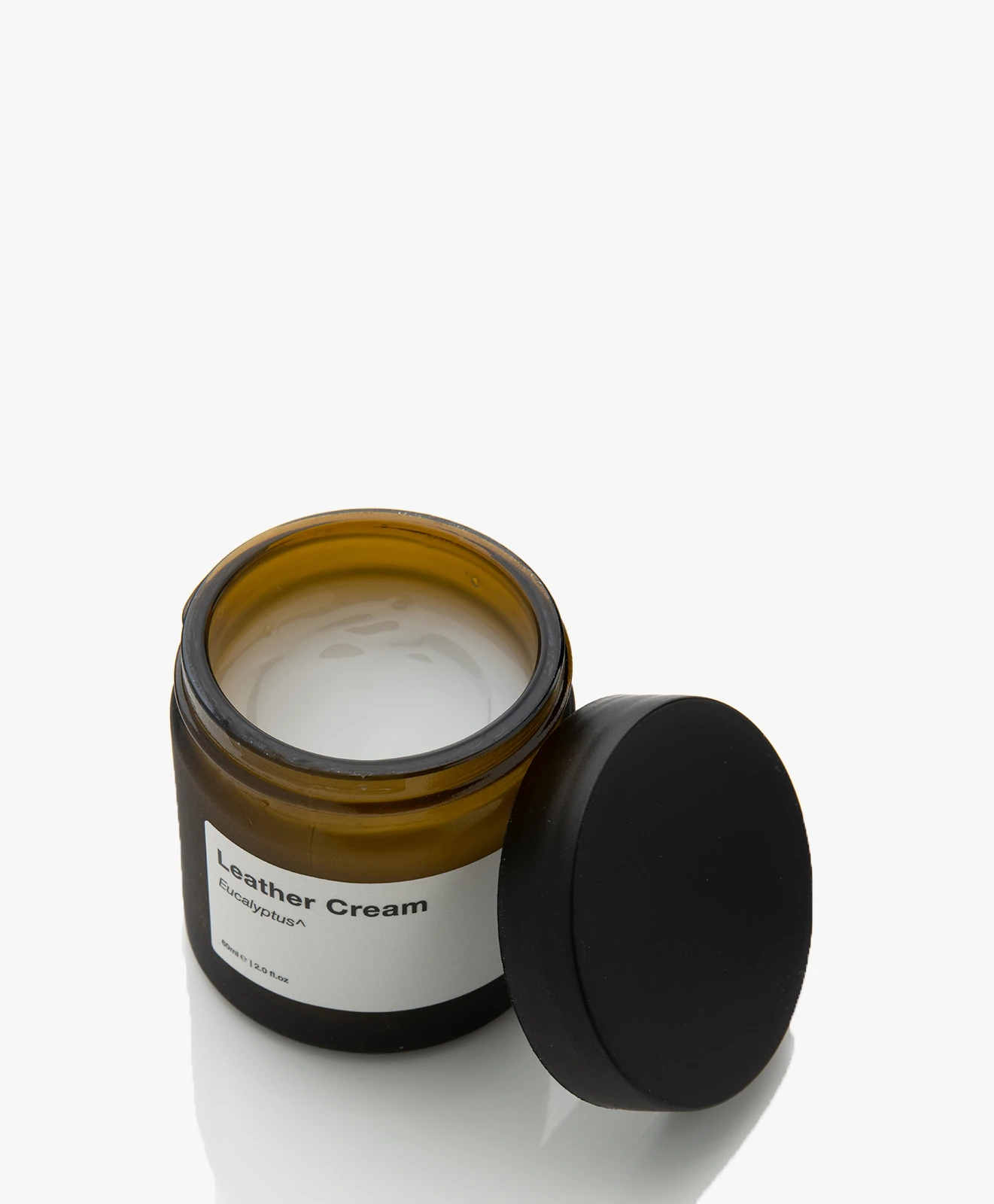 Attirecare Reinigende, Verzorgende En Beschermende Leercrème - Eucalyptus 4 Attirecare Reinigende, Verzorgende En Beschermende Leercrème - Eucalyptus - Afbeelding 2