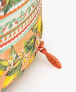 Slip™ Jet Setter Zijden Print Reiskussen - Portofino 18 Slip™ Jet Setter Zijden Print Reiskussen - Portofino -Woninginrichting 606b216a a8a7 4b32 8cd0 b16b03ac3c48 01