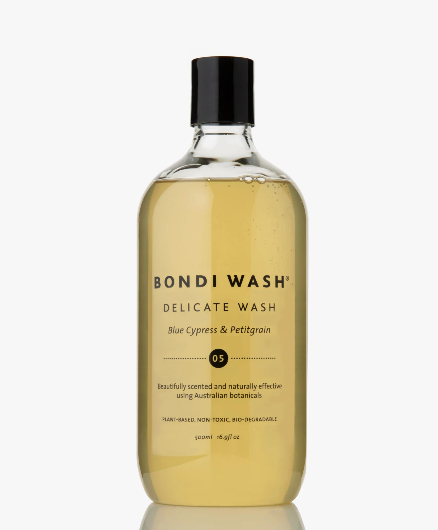 Bondi Wash Wasmiddel Voor Delicate Stoffen - Blue Cypress & Petitgrain 2 Bondi Wash Wasmiddel Voor Delicate Stoffen - Blue Cypress & Petitgrain