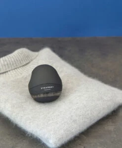 Steamery Pilo Draadloze Wol Ontpiller - Zwart -Woninginrichting Steamery Pilo Wolontpiller Zwart 02