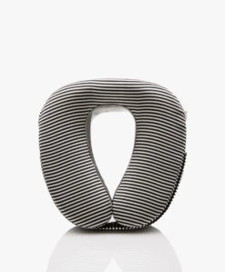 Slip™ Jet Setter Zijden Print Reiskussen - Bon Voyage -Woninginrichting df0ba3b0 4b97 4e64 b0c1 418ab96c5e11 12