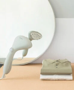 Steamery Cirrus No.2 Travel Stoomapparaat - Grijs 12 Steamery Cirrus No.2 Travel Stoomapparaat - Grijs -Woninginrichting steamery cirrus no2 travel steamer grey 14